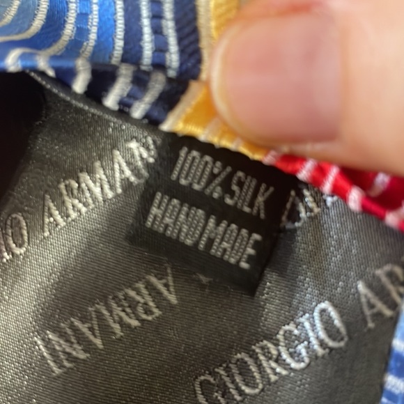 Giorgio Armani Colorful Diagonal Striped Tie - Picture 5 of 5